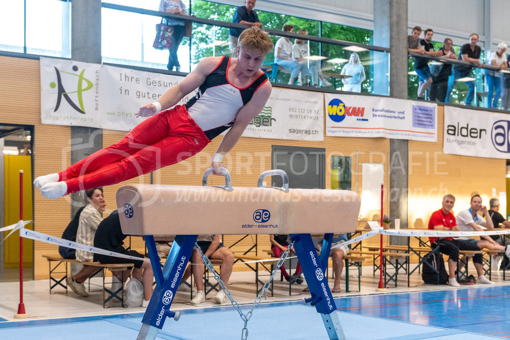 104. Zürcher Kunstturnertage Neftenbach - 14. May 2022 | 104. Zürcher Kunstturnertage Neftenbach
Turnhalle Ebni, Neftenbach
Programm 6 (P6)
Bild: Sportfotografie Markus Aeschimann | www.markus-aeschimann.ch - Realisiert mit Pictrs.com