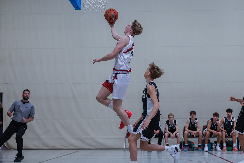 JBBL BAYER GIANTS vs Team BonnKöln RAG-95 | Fotos von Basketballspielen aus dem Raum NRW fotografiert von Gero Mueller-Laschet und Daniel Schaefer - Realisiert mit Pictrs.com