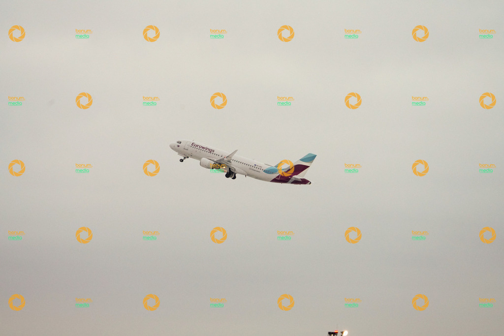 Flughafen Düsseldorf Eurowings | Foto: Daniel Böhm | bonum.media - Realisiert mit Pictrs.com