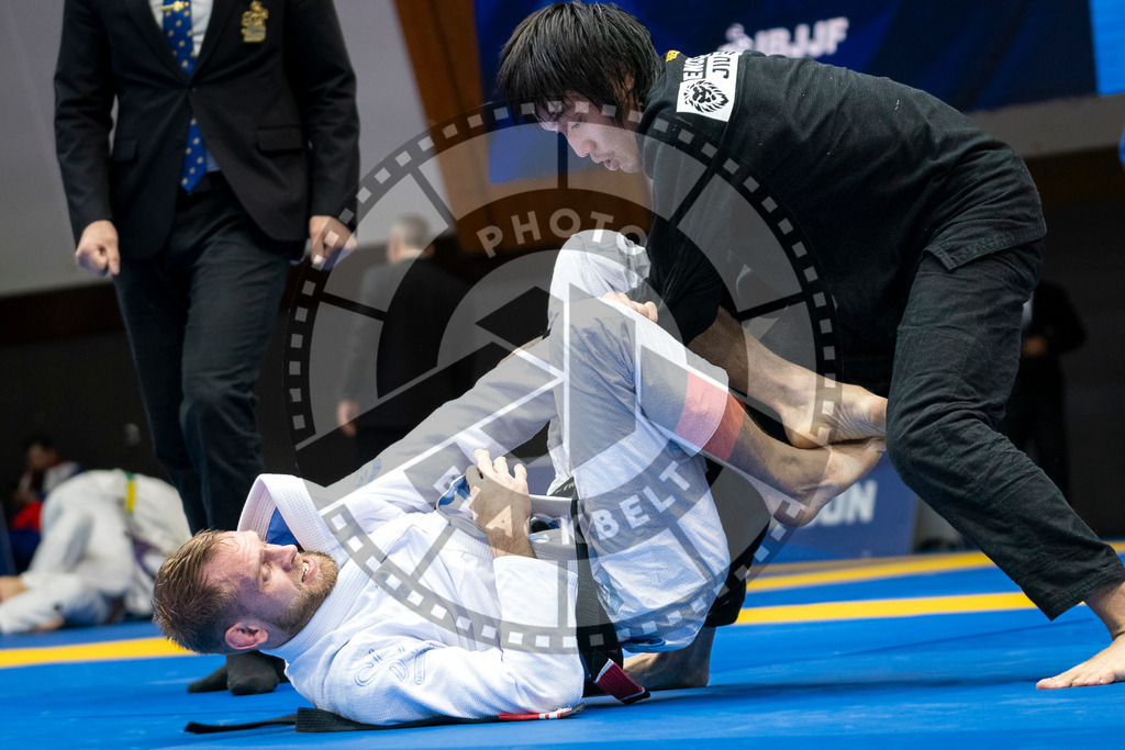 20240123PBB02249 | Fighters compete during the second day of the IBJJF European Championship in Paris, France, on January 23, 2024.