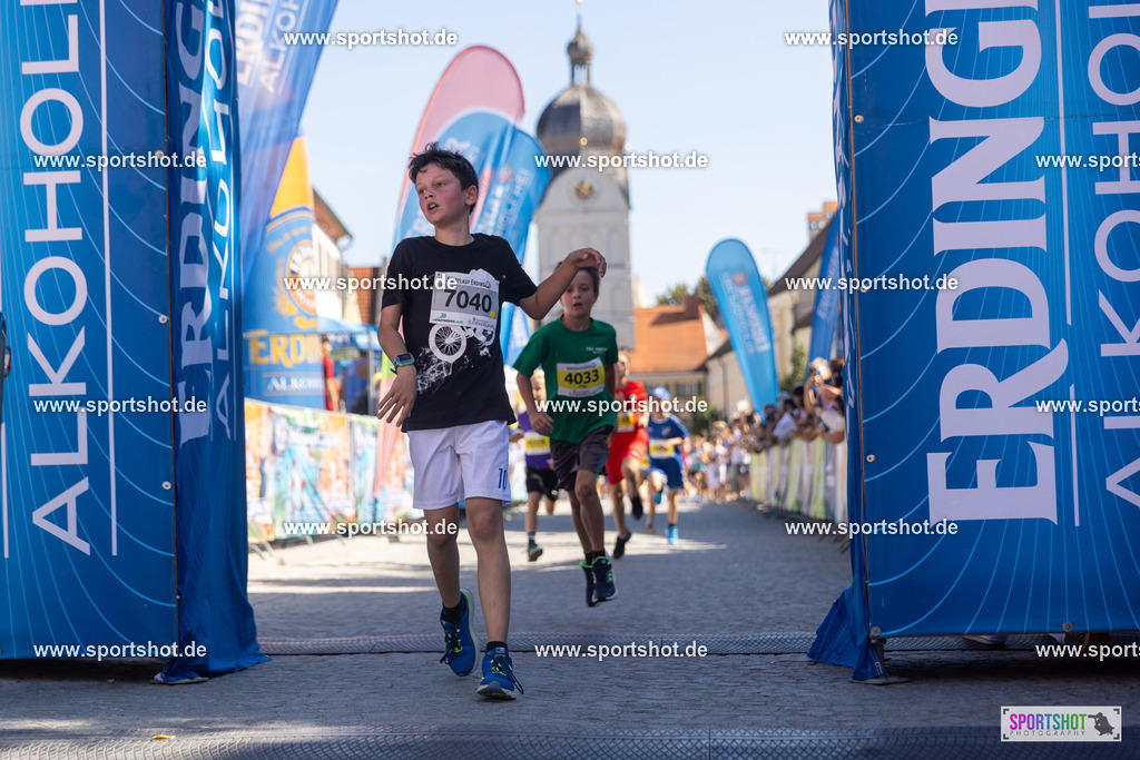 VJ__3408 | Stadtlauf Erding 2025 #stadtlauferding #erdingstadtlauf #stadtlauf_erding #laufmotivation #trisporterding #yourpictrs #sportshot_your_pictrs
