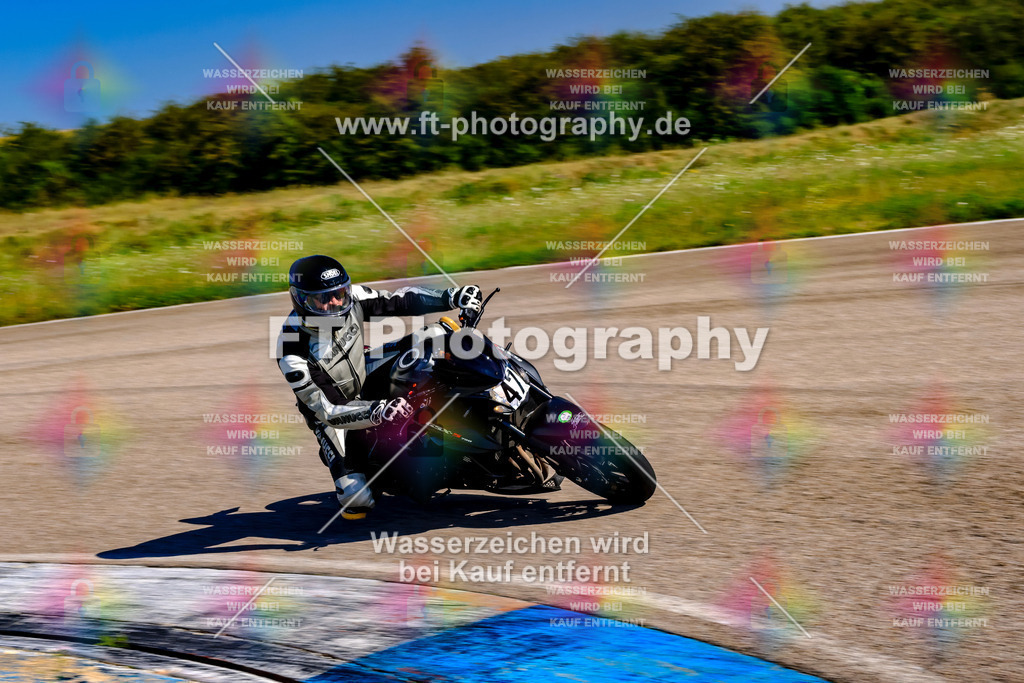 047-2705 | Hier findet Ihr Bilder von Touristenfahrten auf der Nürburgring Nordschleife oder von anderen Veranstaltungen die ich besucht habe. Viel Spass beim Durch Schauen 