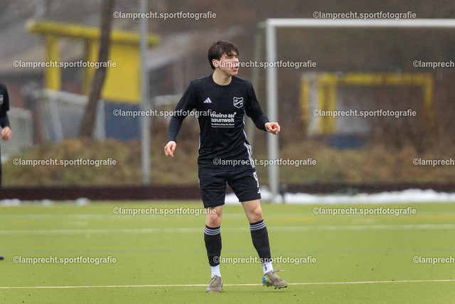 Fußball I Herren I Saison 2025-2026 I Landesfreundschaftsspiel I SC Rönnau - SSG Rot-Schwarz Kiel 057 | Melvin Jöns (9, SC Rönnau) - Realisiert mit Pictrs.com