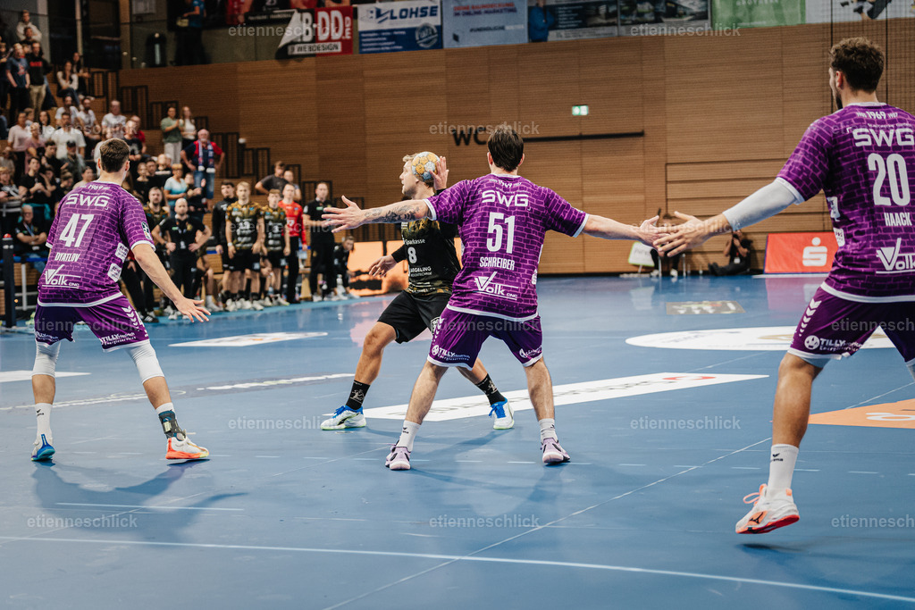 HC Elbflorenz 2006 - TV 05/07 Hüttenberg, 2. Handball-Bundesliga, 6. Spieltag | Im Bild: Viktor Petersen Norberg (8, Dresden) wirft den Ball04.10.2026, HC Elbflorenz 2006 - TV 05/07 Hüttenberg, 2. Handball-Bundesliga, 6. Spieltag, Deutschland, Dresden, BallsportArena Dresden