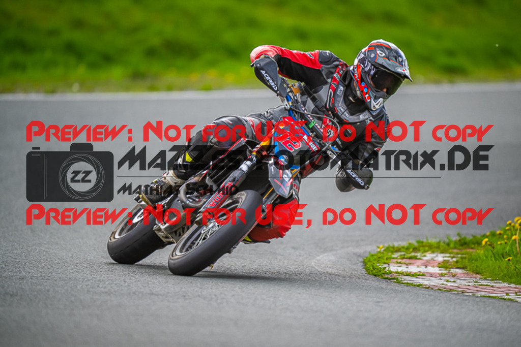 MaZZes_FotoMatrix_230506_2-251 | UE40