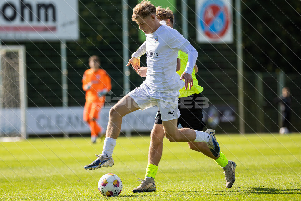20251003_Picselweb-Fotografie_1R3_0597 | DFB Pokal 2. Runde, JFV A/O/B/H/H - SV Stuttgarter Kickers, Foto: Jörg Struwe - picselweb.de - Realisiert mit Pictrs.com