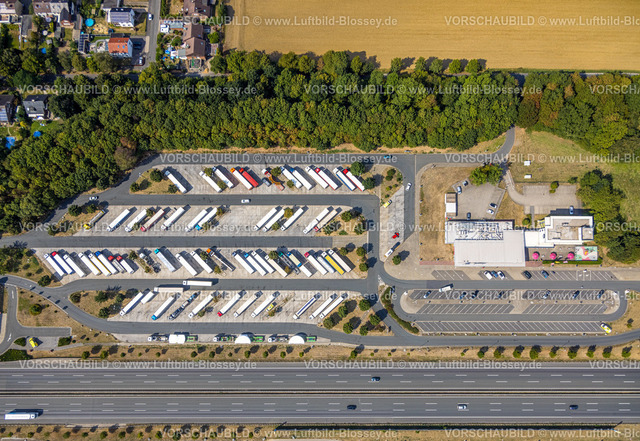 Hamm220809904Rhynern | Luftbild, Autobahnraststätte Rhynern an der Autobahn A2, Parkplätze mit LKW, Hamm, Ruhrgebiet, Nordrhein-Westfalen, Deutschland