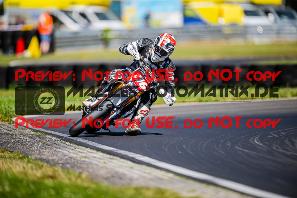 MaZZes_FotoMatrix_220702_445 | S1