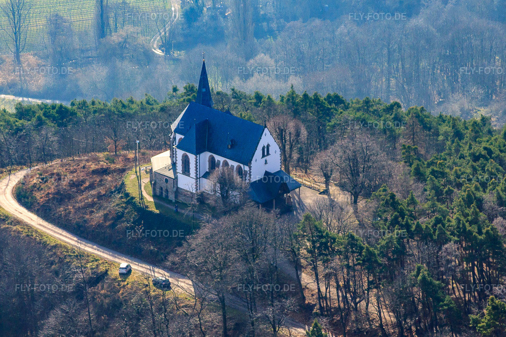 Luftbild: St.-Anna-Kapelle auf dem Annaberg in Burrweiler im Bundesland Rheinland-Pfalz in Deutschland. Foto: IMG_61596.jpg vom 18.01.2014 durch Werner Riehm/FLY-FOTO.de