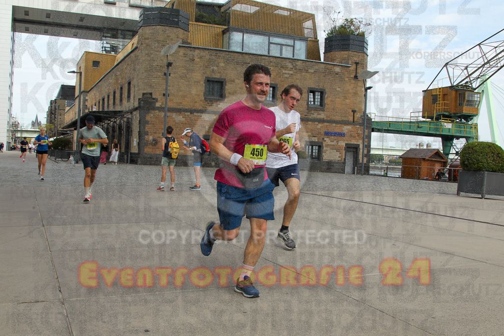 250920_1324_EV4_5412 | Sportfotografie im Rhein-Sieg Kreis, Köln, Bonn, NRW, Rheinland Pfalz, Hessen, etc. Unser Tätigkeitsfeld umfasst den Laufsport vom Volkslauf über den Marathon, Duathlon, Triathon bis zum Ultralauf wie Kölnpfad Ultra oder Schindertrail.