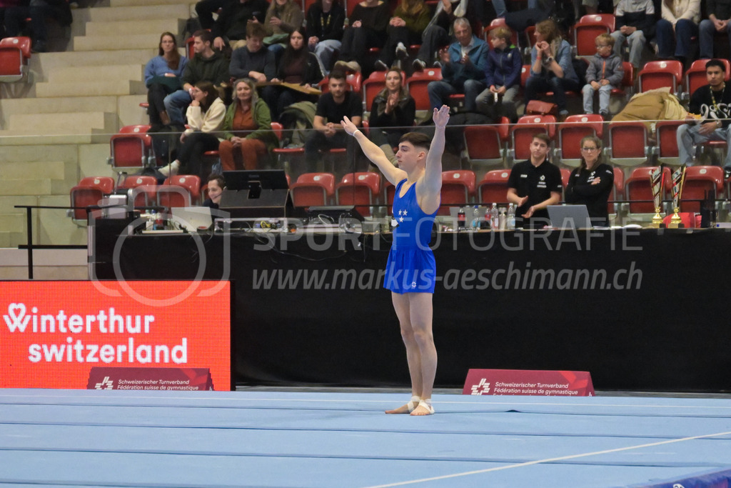 Schweizer Meisterschaften Kunstturnen Mannschaften Männer (A) - 22. November 2025 | Schweizer Meisterschaften Kunstturnen Mannschaften Männer (A)AXA Arena, WinterthurBild: Sportfotografie Markus Aeschimann | www.markus-aeschimann.ch - Realisiert mit Pictrs.com
