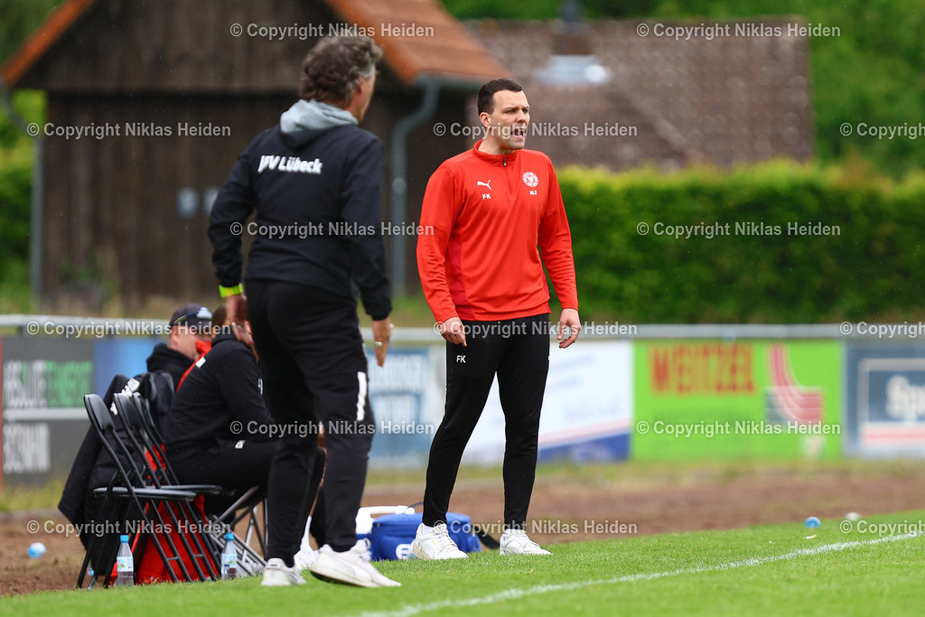 NH_JFVLübeckU19_HolsteinKielU19_SHFVLandespokal_29052025 | Jan Frederik Kaps (Trainer, Holstein Kiel U19)Fußball I Junioren I SHFV-Landespokal (A-Junioren) I Saison 2024-2025 I Finale I JFV Lübeck U19 - Holstein Kiel U19 I 29.05.2025 I Uwe-Seeler-Fußball-Park