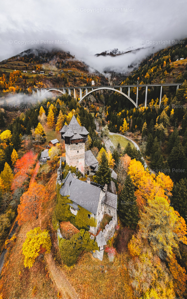 Burg Finkenstein Herbst-9 | piet_flosse