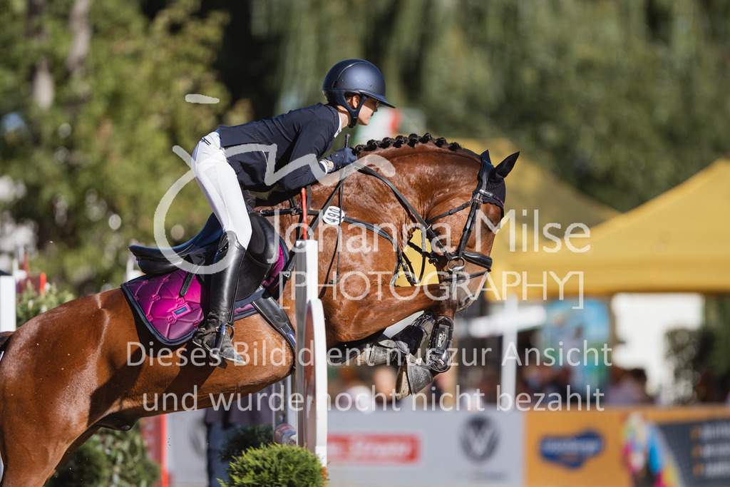 220828_Delbrueck_A2-Spr-227 | Deine schönsten Turniermomente als professionelle Fotos! Entdecke hochwertige Pferdesport-Fotografie im Online-Shop. Jetzt Fotos finden & bestellen!