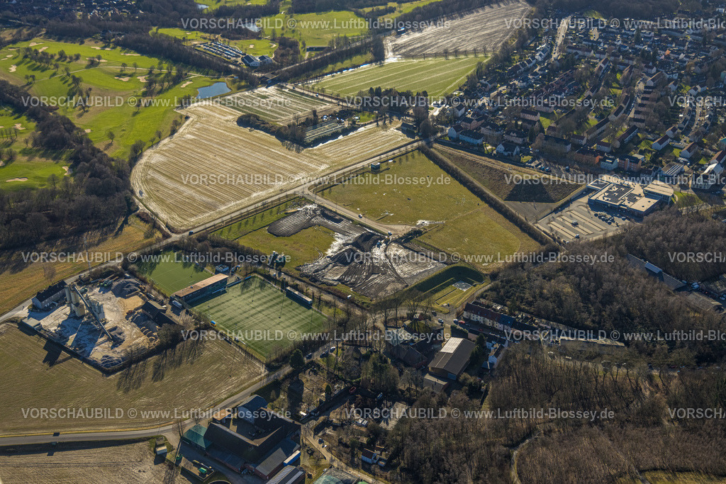 Castrop-Rauxel240106090 | Luftbild, Freifläche mit Baustelle ehemaliges Gelände Zeche Graf Schwerin 1/2, Fußballstadion Grafweg der SpVgg Blau-Gelb Schwerin e.V., Märkische Transportbeton GmbH Gewerbegebiet, Rauxel, Castrop-Rauxel, Ruhrgebiet, Nordrhein-Westfalen, Deutschland