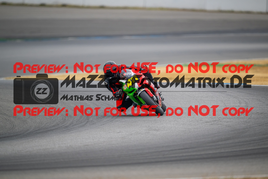 MaZZes-Fotomatrix-20260809-580208 | R1