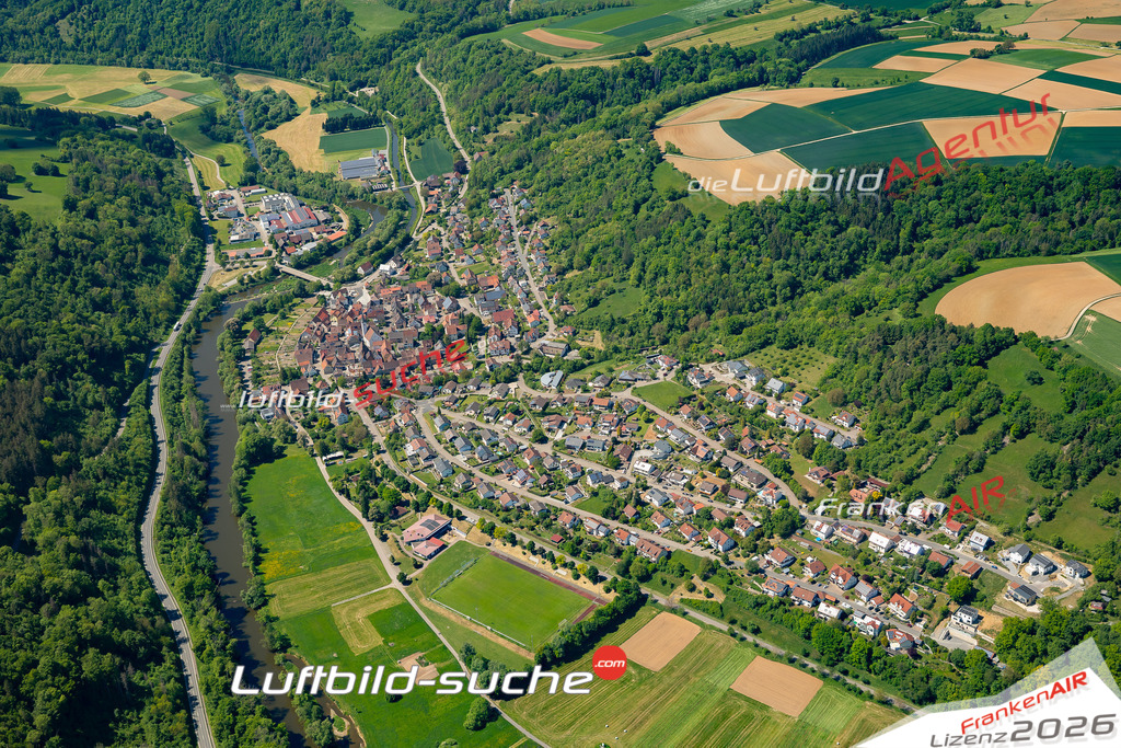 Luftbild Vs Google Maps  Sindringen  Forchtenberg -Das Luftbild wurde 2025 vom UL-Flugzeug heraus erstellt ( keine Drohne ) - Hochauflösende Luftaufnahme -Nicht vergleichbar mit Google Maps oder Satelittenbilder- Die Geschenkidee !Mit Lizenz und Bildrechte bestellbar