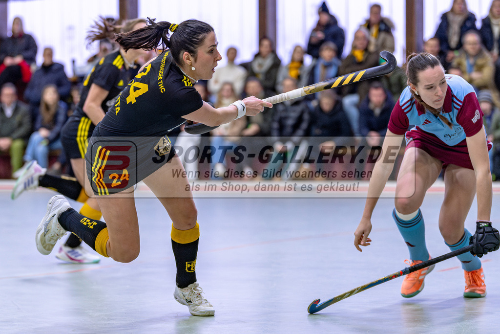 SM_2025-01-12_wD5_-31 | 1.Bundesliga Hallenhockey  (W) UHC - HTHC / 2:3 (2:1)