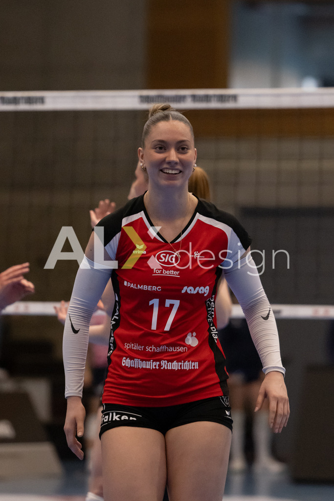 Volleyball I Frauen I Saison 2025-2026 I Volleyball NLA | Women I 1/2 Finals I  VC Kanti Schaffhausen - Sm'Aesch Pfeffingen I 22.03.2026 | 17 Leana Zuvic (CH) (VC Kanti Schaffhausen) - Aussen - Realisiert mit Pictrs.com