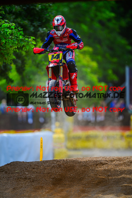 MaZZes_FotoMatrix_240817_6007705_8522 | S2