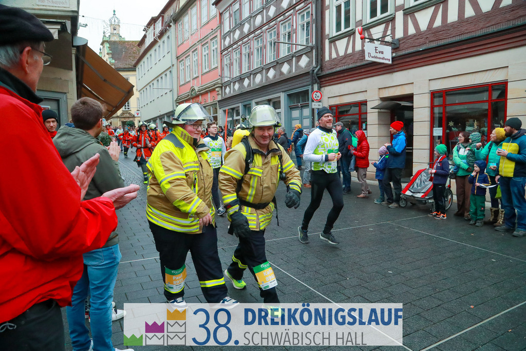 5km Roewisch Wohnbau Cup | 3 Koenigslauf 2024 5km Roewisch Wohnbau Cup - Realisiert mit Pictrs.com