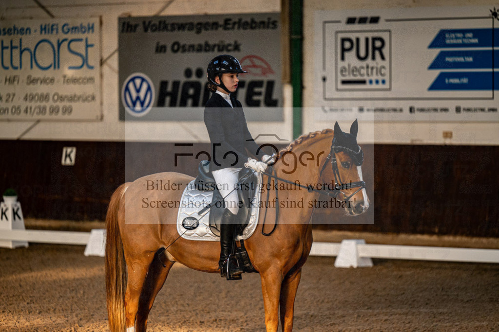 20240308-DOS_4902 | Entdecke hochwertige Reitturnierfotos von Foto Oger. Professionell, emotional und authentisch – jetzt Lieblingsmomente im Shop bestellen.Deutschlandweite Turnierfotografie. - Realized with Pictrs.com