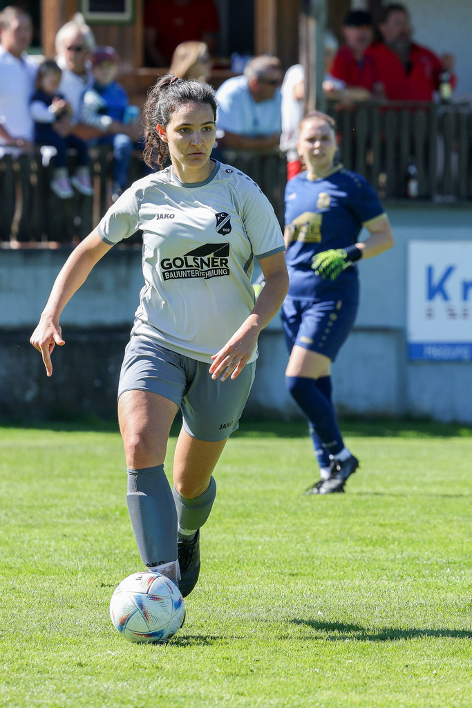 Fußball I FRAUEN I Saison 2025-2026 I Freundschaftsspiel I FC Loppenhausen - 1FC Heidenheim 1846 II I_250831_9154 | Fotopresso – Sportfotografie in Heidenheim & Umgebung. Professionelle Sportfotografie für unvergessliche Momente. Dynamische Action-Shots, emotionale Szenen & hochwertige Bilder. - Realisiert mit Pictrs.com