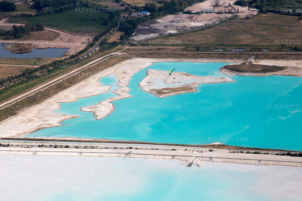 Aerial view: Saltworks in Rosières-aux-Salines in the state Meurthe et Moselle, France. – Photo: IMG_083141.jpg taken on 07/11/2015 by Werner Riehm/FLY-FOTO.com – Resolution of the original: 5472 x 3648 px