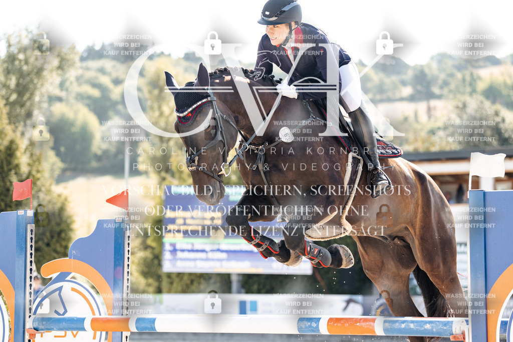 CK902417 | Turnierfotografie Pferdefotografie Trier Rheinland-Pfalz Pferdesport Reitsport Tierfotografie Sportfotografie Pferdevideo Pferdevideografie Equestrianvideography equestrianphotography  - Realisiert mit Pictrs.com