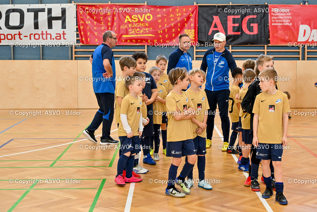 ASVÖ_ Fussballturnier SV Gallneukirchen_ 09.02.2025-149 | 09.02.2025, Gallneukirchen, AUT, ASVÖ, Fussball Nachwuchs Hallenturnier 2025, SV Gallneukirchen im Bild Teilnehmer U 9©Harald Dostal / fodo.media - Realisiert mit Pictrs.com