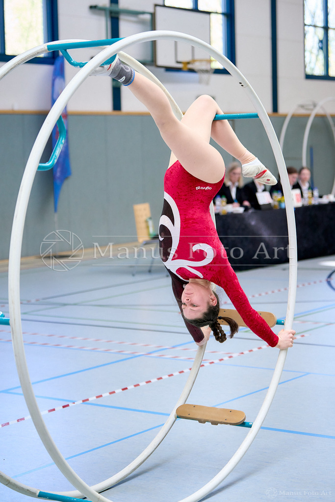 B-DSC02691 | Professionelle Sportfotografie in Hamburg, Schleswig-Holstein und Niedersachsen – spezialisiert auf Rhönrad, Geräteturnen, Leistungsturnen und rhythmische Sportgymnastik. Bundesweite Begleitung von Rhönrad-Events. Jetzt Sport-Fotos - Realisiert mit Pictrs.com