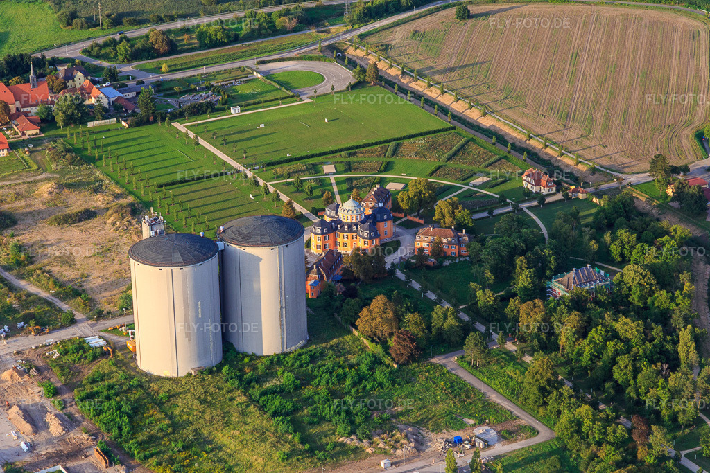 Luftbild: Zwei große Silos von ehemals Südzucker an der Eremitage in Waghäusel im Bundesland Baden-Württemberg in Deutschland. Foto: IMG_102471.jpg vom 24.08.2017 durch Werner Riehm/FLY-FOTO.de