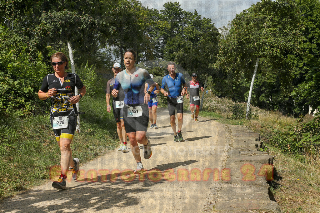 250824_1335_EX1_2922 | Sportfotografie im Rhein-Sieg Kreis, Köln, Bonn, NRW, Rheinland Pfalz, Hessen, etc. Unser Tätigkeitsfeld umfasst den Laufsport vom Volkslauf über den Marathon, Duathlon, Triathon bis zum Ultralauf wie Kölnpfad Ultra oder Schindertrail.