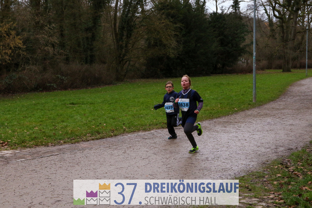Stadtwerke Jugendlauf 1700m | 3 Koenigslauf 2023 - Realisiert mit Pictrs.com