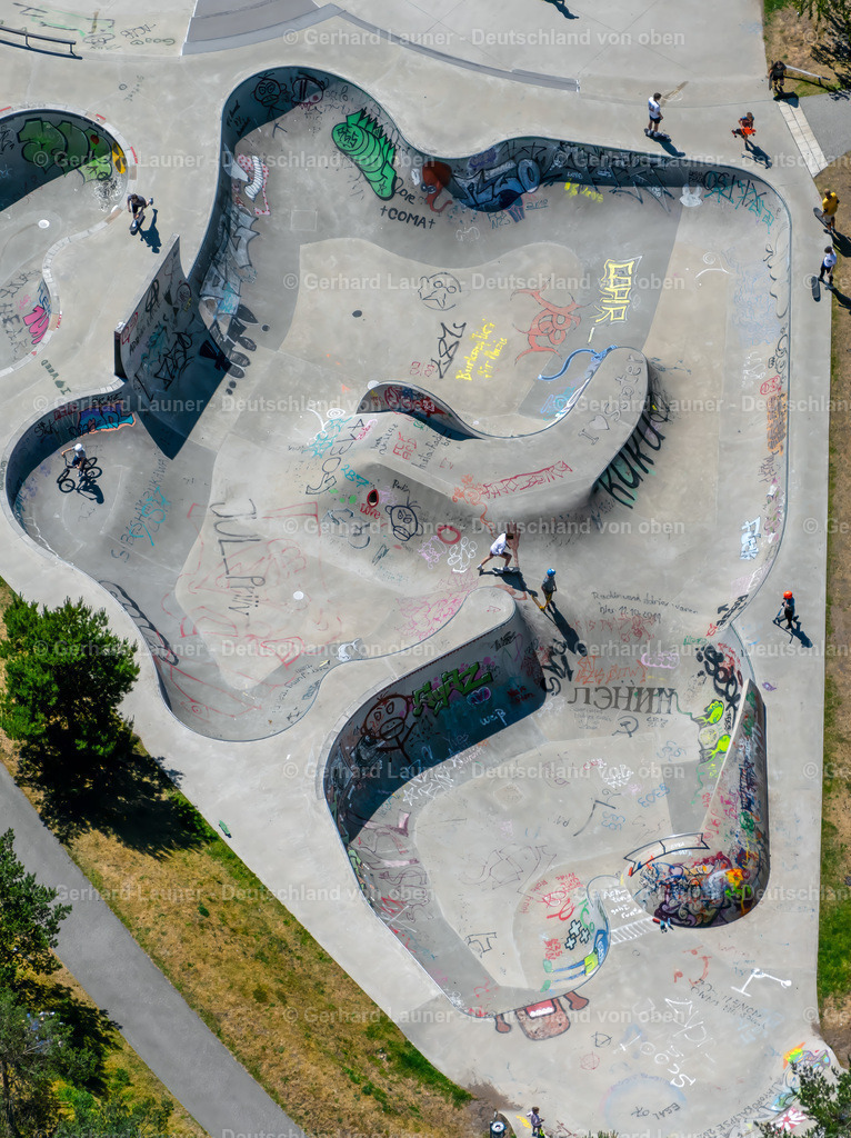 4029408 | BREMEN 01.06.2020 Strecke parkour team Bremen im Ortsteil Überseestadt in Bremen, Deutschland. // Course parkour team Bremen in the district of Ueberseestadt in Bremen, Germany. Foto: Gerhard Launer