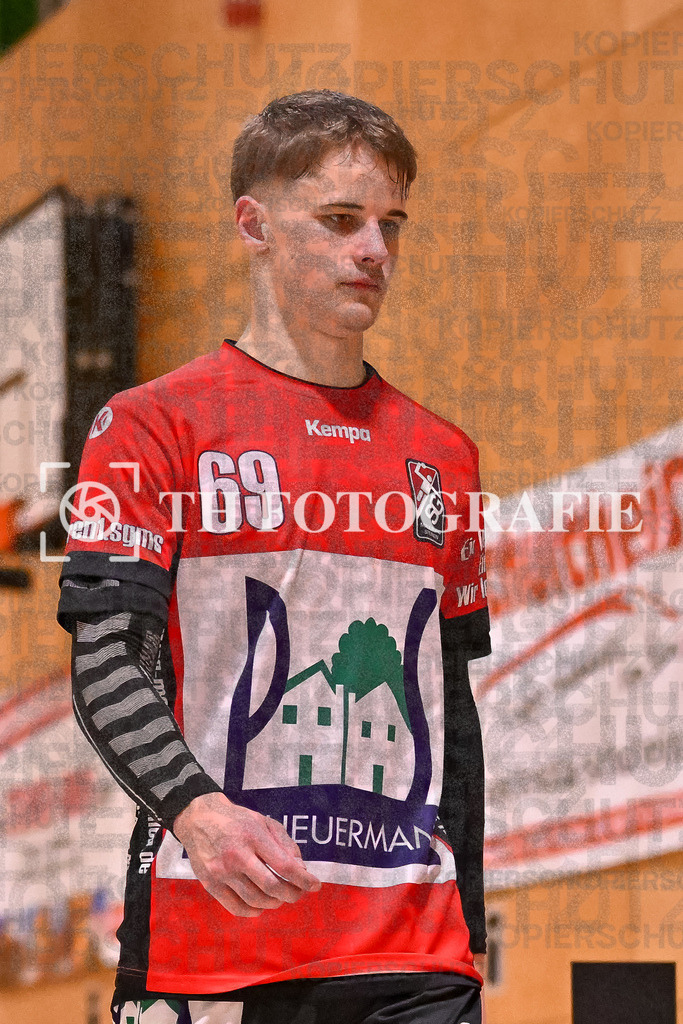 GER, SG Maulburg/Steinen - SG Koendringen/Teningen 2, Handball, Landesliga, 21. Spieltag, Saison 2023/2024, 23.03.2024 | Ole Anton Holzkamp (SG Maulburg/Steinen, #69) ist enttaeuscht.

GER, SG Maulburg/Steinen - SG Koendringen/Teningen 2, Handball, Landesliga, 21. Spieltag, Saison 2023/2024, 23.03.2024

Foto: TH Fotografie/Thomas Hess
