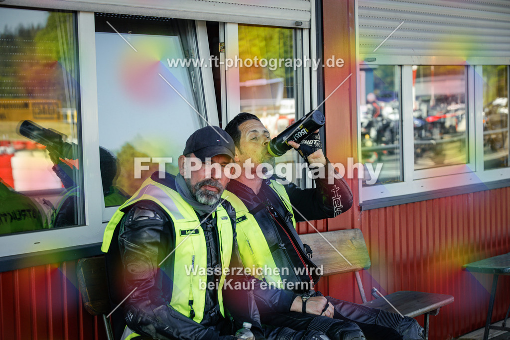 OBK_Mai_Martina_Markus-10228 | Hier findet Ihr Bilder von Touristenfahrten auf der Nürburgring Nordschleife oder von anderen Veranstaltungen die ich besucht habe. Viel Spass beim Durch Schauen 