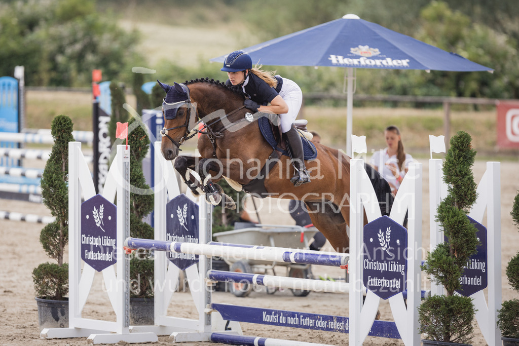 230622_PfSpTa_SprPfA2-117 | Deine schönsten Turniermomente als professionelle Fotos! Entdecke hochwertige Pferdesport-Fotografie im Online-Shop. Jetzt Fotos finden & bestellen!