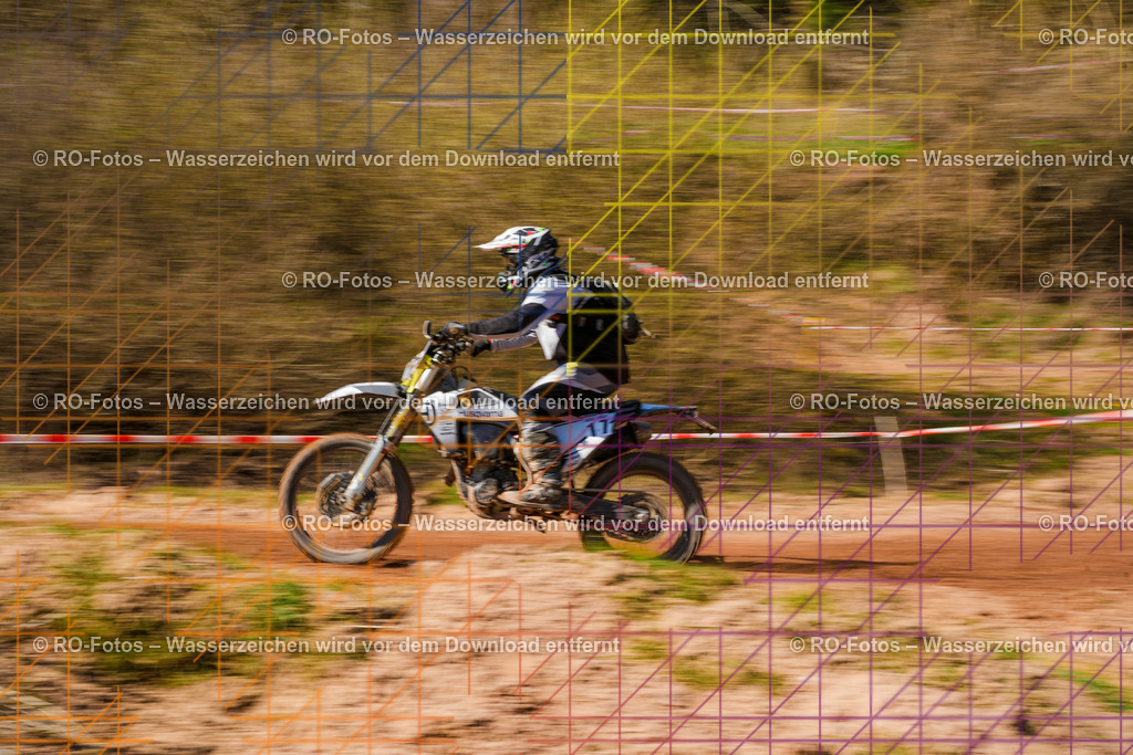 3 Lauf Mernes-268 | Sportfotografie von RO-Fotos: Motorsport, Motocross, Enduro, Laufveranstaltungen und Triathlon. Professionelle Fotos von Sportlern und Events. - Realisiert mit Pictrs.com