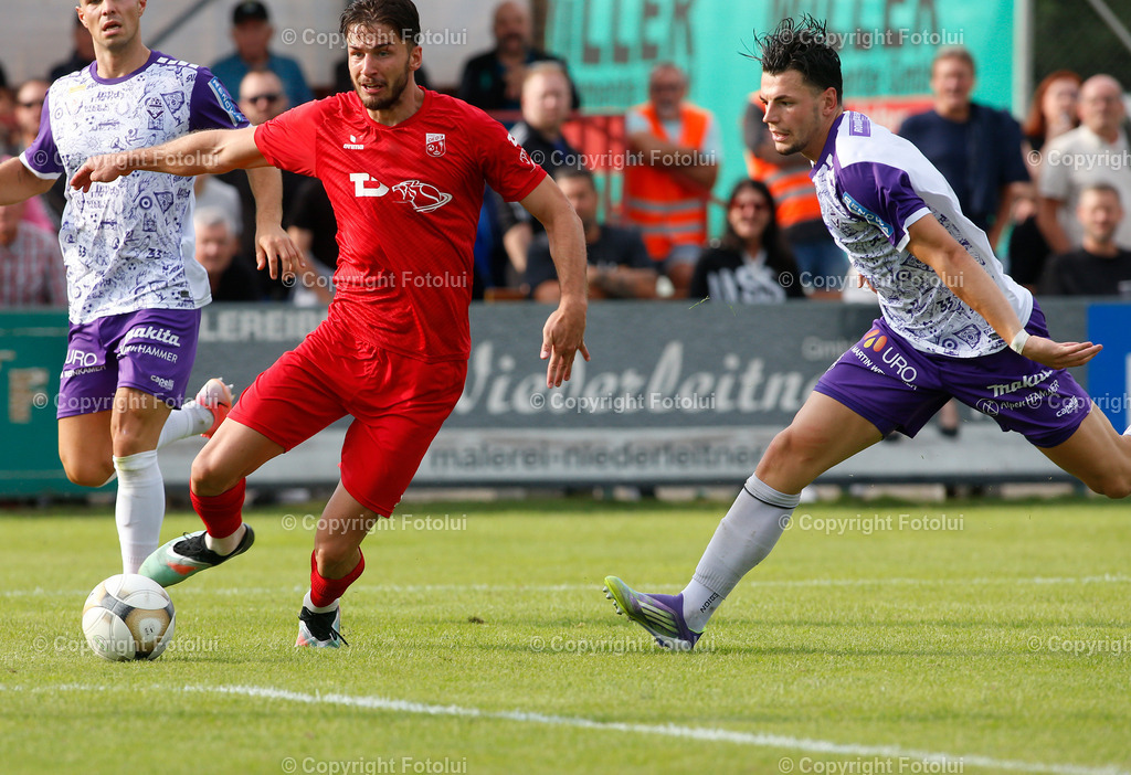 A_LUI_26072025_32 | SPORT,FUSSBALL,UNIQA OEFB CUP 1.RUNDE   26.07.2025 ASKOE OEDT-AUSTRIA SALZBURG IM BILD: TONI BARISIC  (OEDT) UND DENIS  KAHRIMANOVIC (SALZBURG) FOTO:FOTOLUI