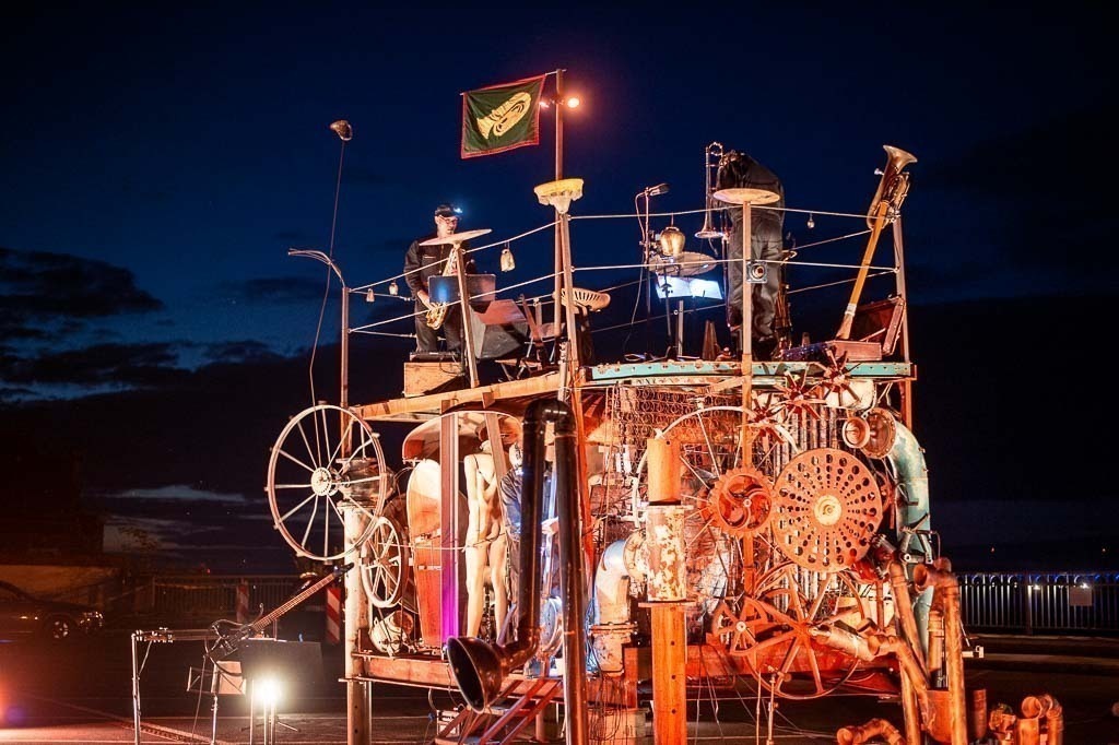 Jazzmaschine | Die Jazzmaschine im Forte Belvedere Leisnig zum Festival Hallo Leisnig 2022. - Realisiert mit Pictrs.com