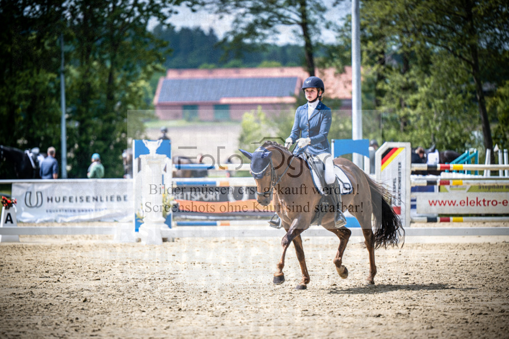 DOS_1630 | Reitturnier Venne - Realisiert mit Pictrs.com
