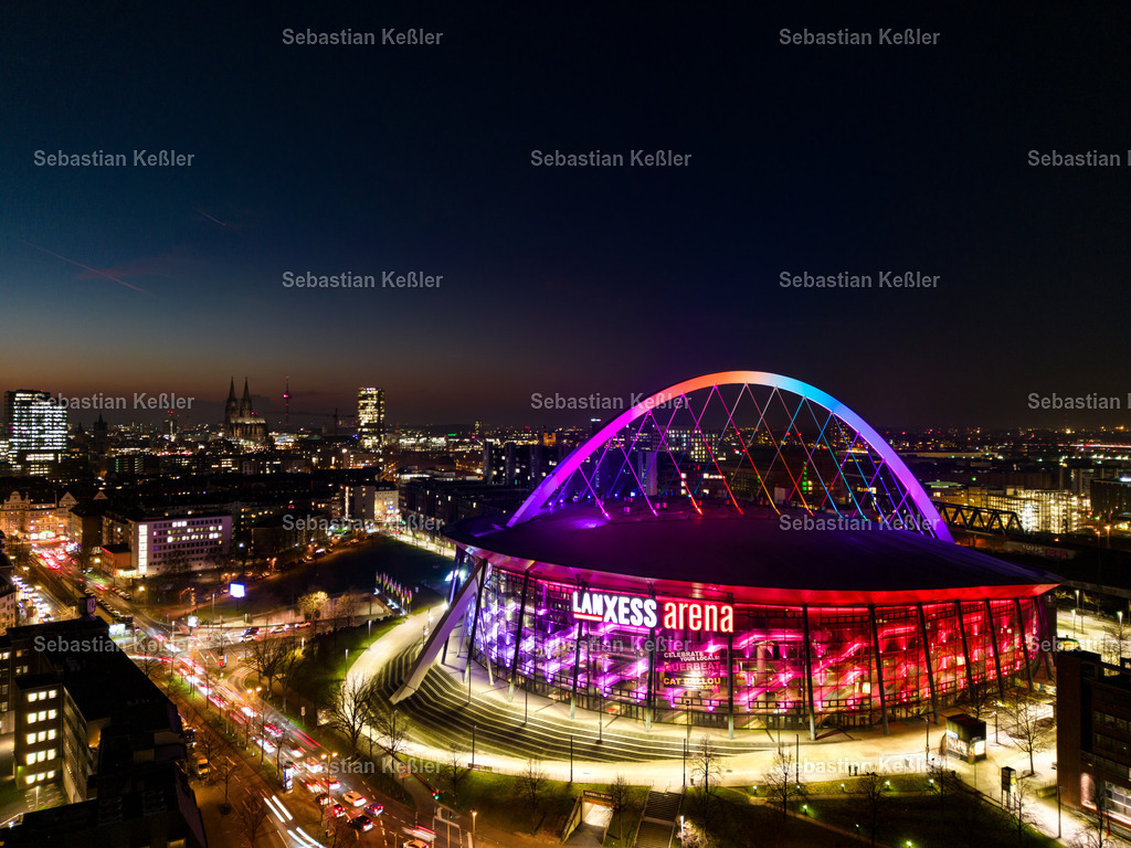Lanxess-Arena-Koeln-Regenbogen-Sebastian-Kessler | sebastiankessler - Realisiert mit Pictrs.com