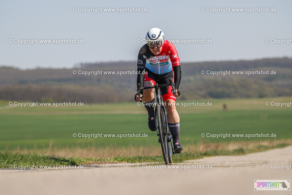 368A3161 | Neusiedlersee Radmarathon 2026@sportshot_your_pictrs #yourpictures#roadtowm2029 #nrm #neusiedlerseeradmarathon #neusiedlersee #neusiedlerseetourismus #burgenland #mörbisch #nrm26 #burgenlandtourismus #voglundco #poweredbyburgenlandtourismus #radsport #rad #marathon #ucigranfondo #visitburgenland #ucigranfondoworldseries