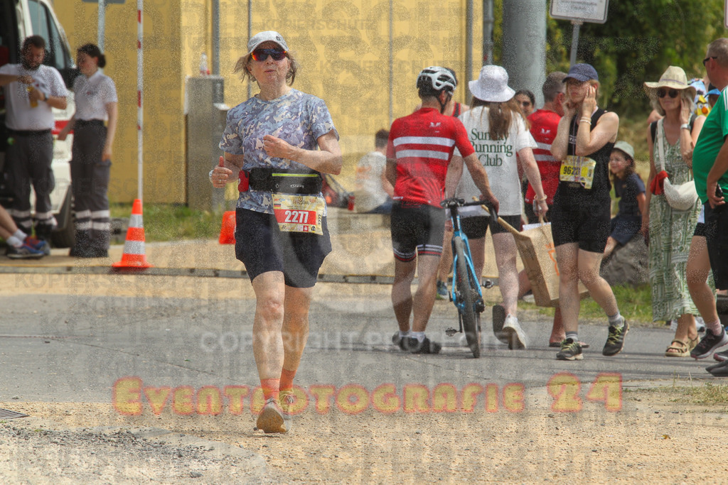 250614_1303_EV4_0429 | Sportfotografie im Rhein-Sieg Kreis, Köln, Bonn, NRW, Rheinland Pfalz, Hessen, etc. Unser Tätigkeitsfeld umfasst den Laufsport vom Volkslauf über den Marathon, Duathlon, Triathon bis zum Ultralauf wie Kölnpfad Ultra oder Schindertrail.