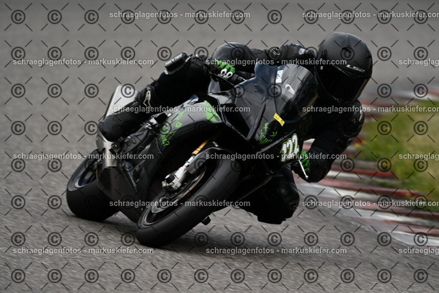 25bt02-1024 | markuskiefer.com - Realisiert mit Pictrs.com