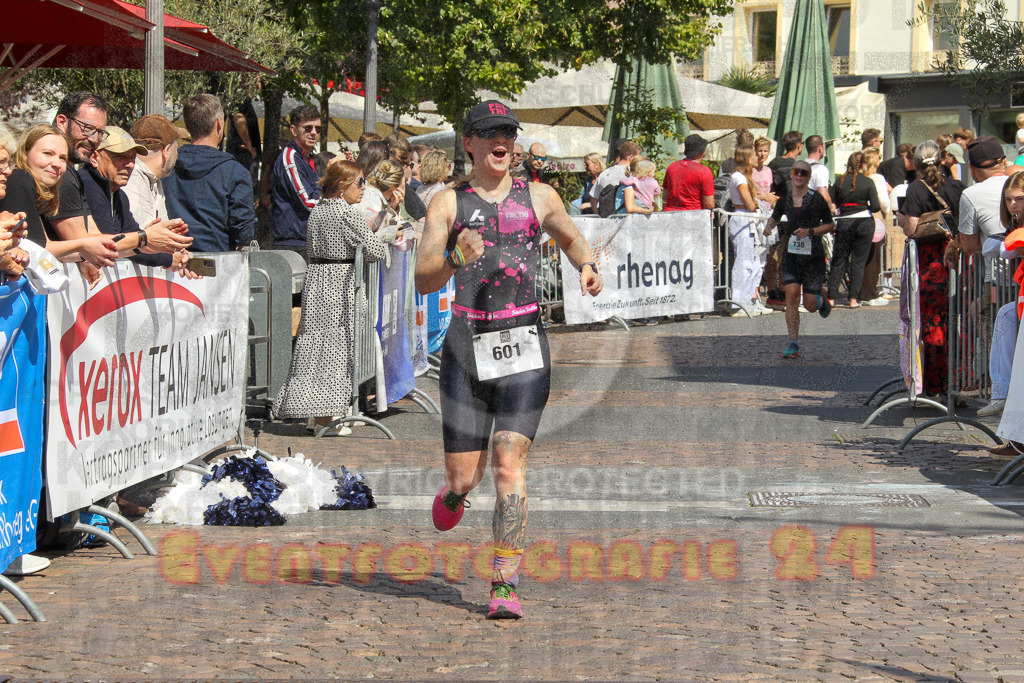 250824_1449_EV4_2245 | Sportfotografie im Rhein-Sieg Kreis, Köln, Bonn, NRW, Rheinland Pfalz, Hessen, etc. Unser Tätigkeitsfeld umfasst den Laufsport vom Volkslauf über den Marathon, Duathlon, Triathon bis zum Ultralauf wie Kölnpfad Ultra oder Schindertrail.