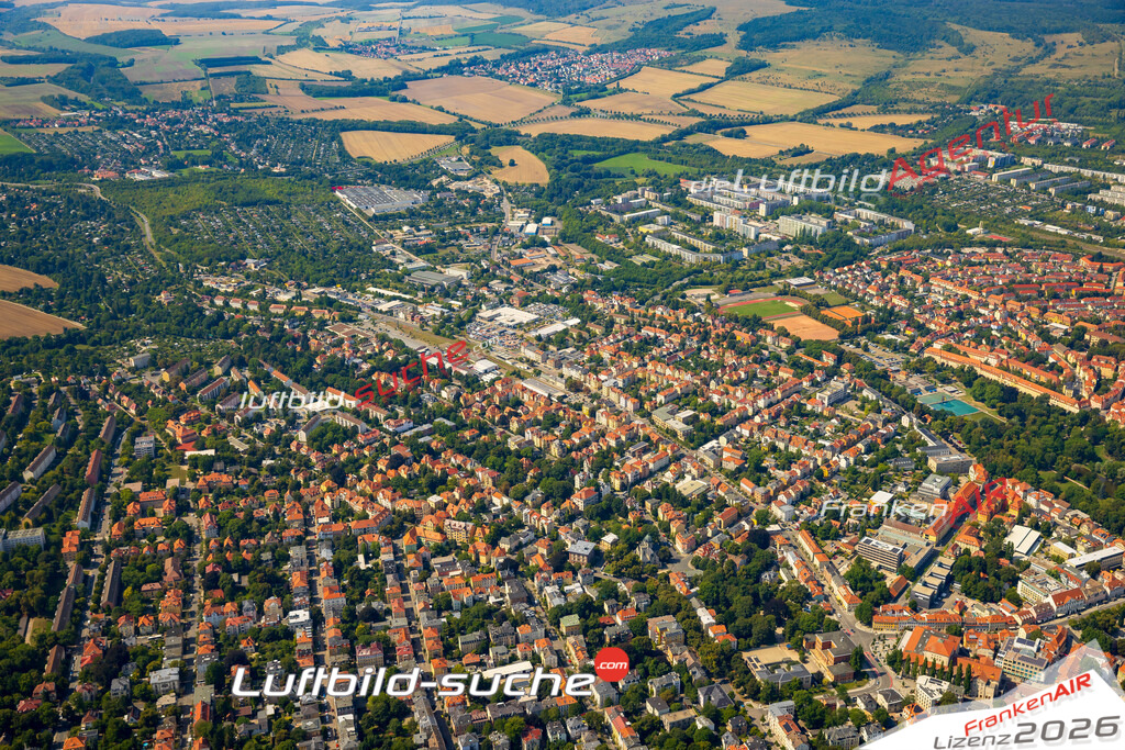 Luftaufnahme der Stadt Weimar - Die Luftaufnahme wurde 2025 vom UL-Flugzeug heraus erstellt ( keine Drohne ) - Hochauflösende Luftaufnahme - für professionelle Ausdrucke geeignet. Die Geschenkidee !Hier alle&nbsp;Infos zur Lizenzierung der LuftaufnahmeWir fliegen auch dieses Jahr wieder in Ihre Region um Luftbilder zu erstellen.- Luftbild anfragen
