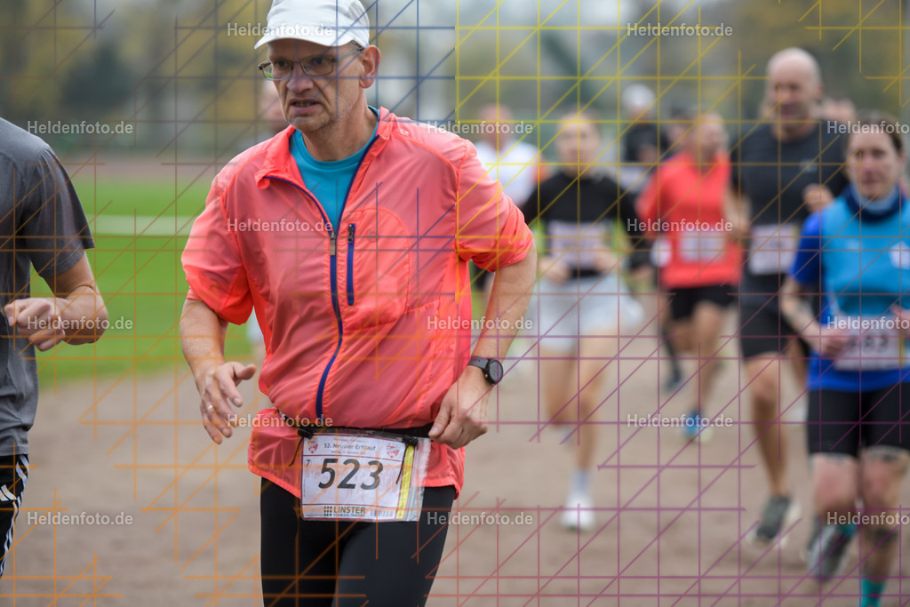 Neusser Erftlauf 2025  | 15km Neusser Erftlauf 2025 Foto: Heldenfoto.de