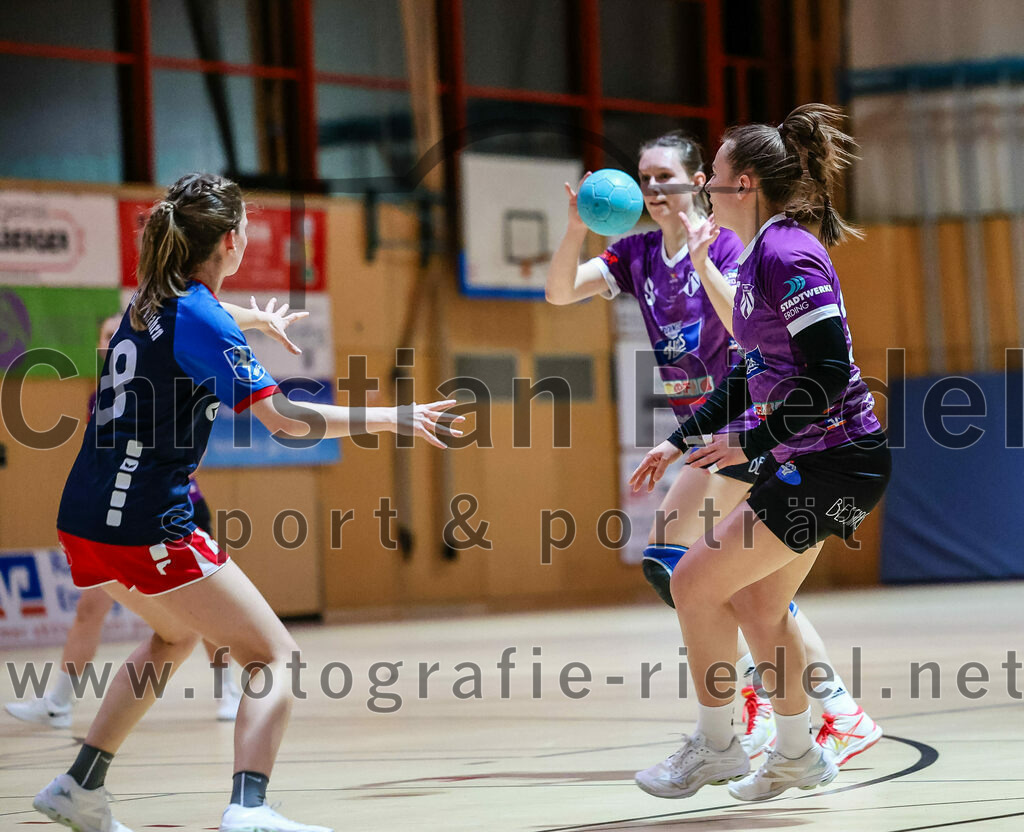 2023-12-09_038_SpVgg_Altenerding_gegen_HSG_Freising-Neufahrn | Erding, Deutschland, 09.12.2023:
Handball, Bezirksoberliga Frauen Altbayern 2023 / 2024, 9. Spieltag, SpVgg Altenerding gegen HSG Freising-Neufahrn, Endergebnis: 29:28

Foto: Christian Riedel / fotografie-riedel.net